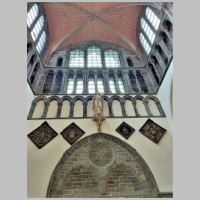 Brugge, Onze-Lieve-Vrouwekerk, photo Cmcmcm1, Wikipedia.jpg